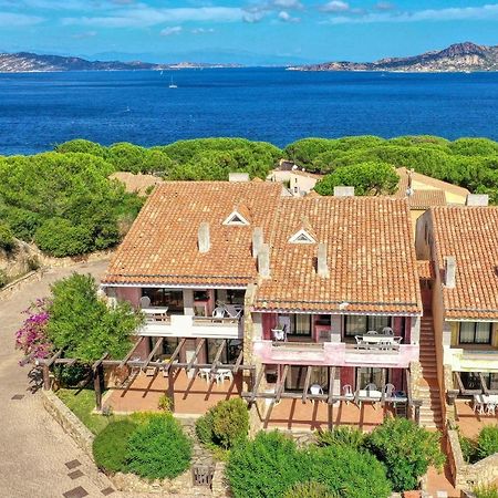 Baia Del Faro Aparthotel Palau Bagian luar foto