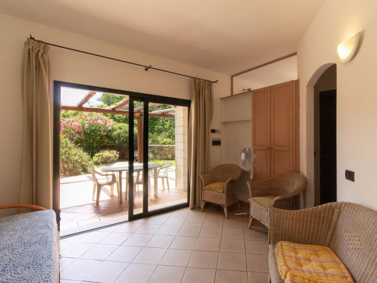 Baia Del Faro Aparthotel Palau Bagian luar foto