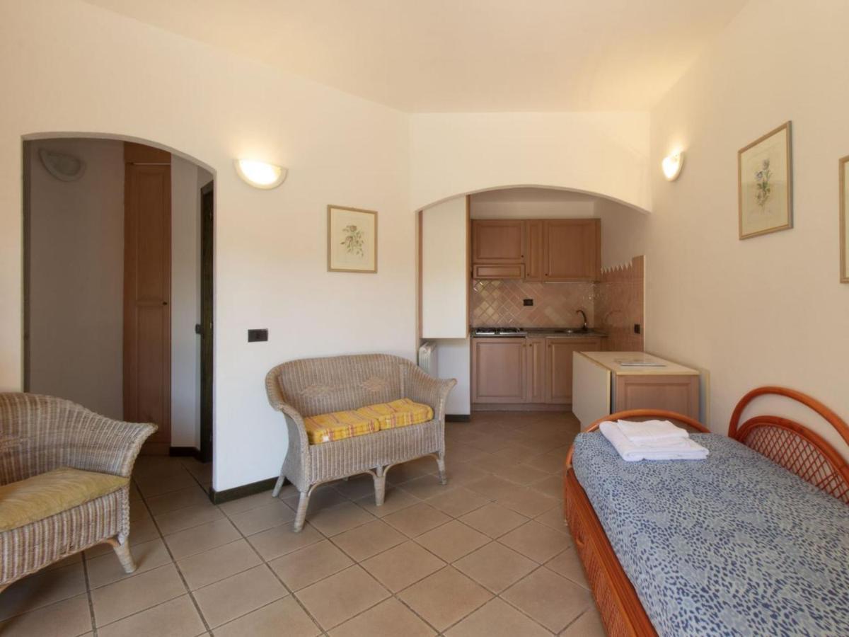 Baia Del Faro Aparthotel Palau Bagian luar foto