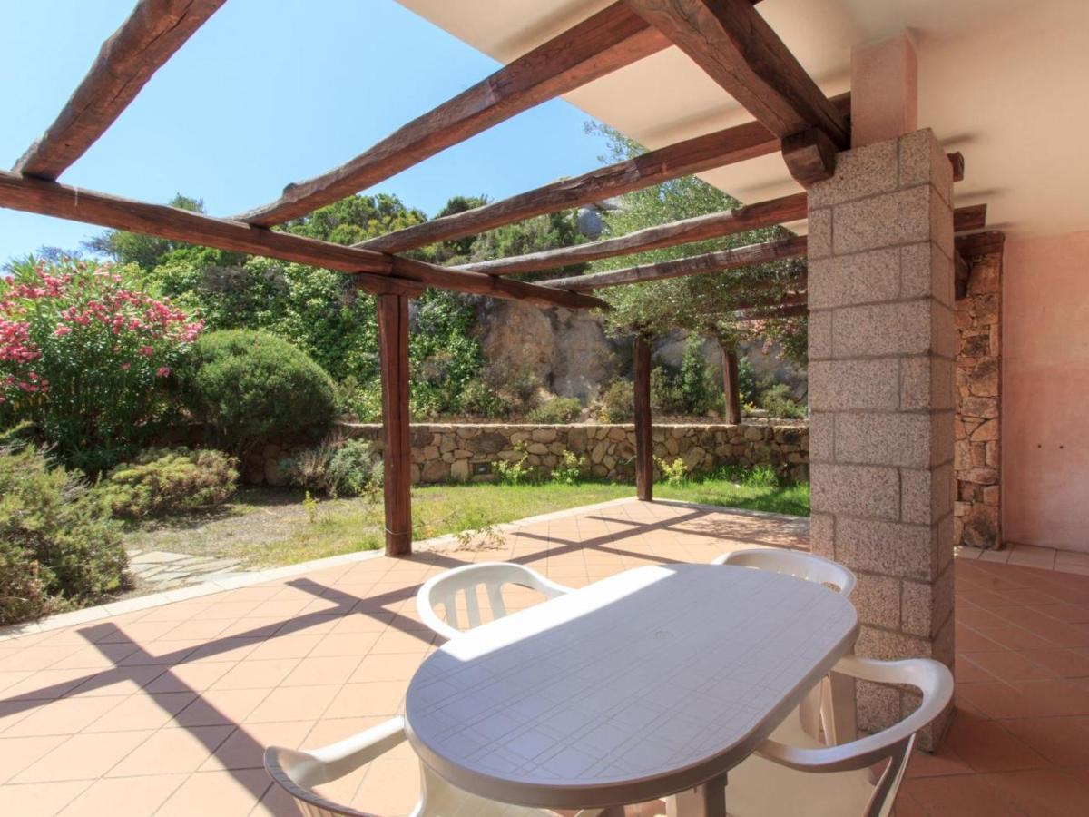 Baia Del Faro Aparthotel Palau Bagian luar foto