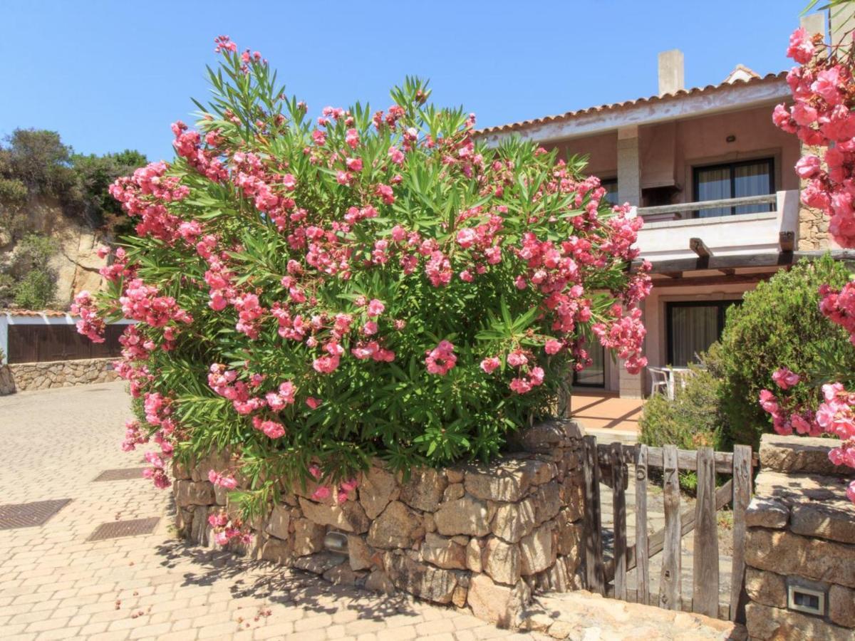 Baia Del Faro Aparthotel Palau Bagian luar foto