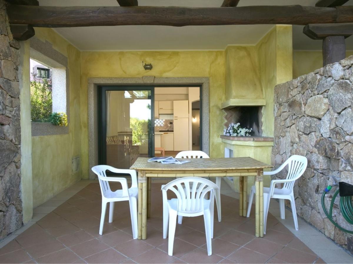 Baia Del Faro Aparthotel Palau Bagian luar foto