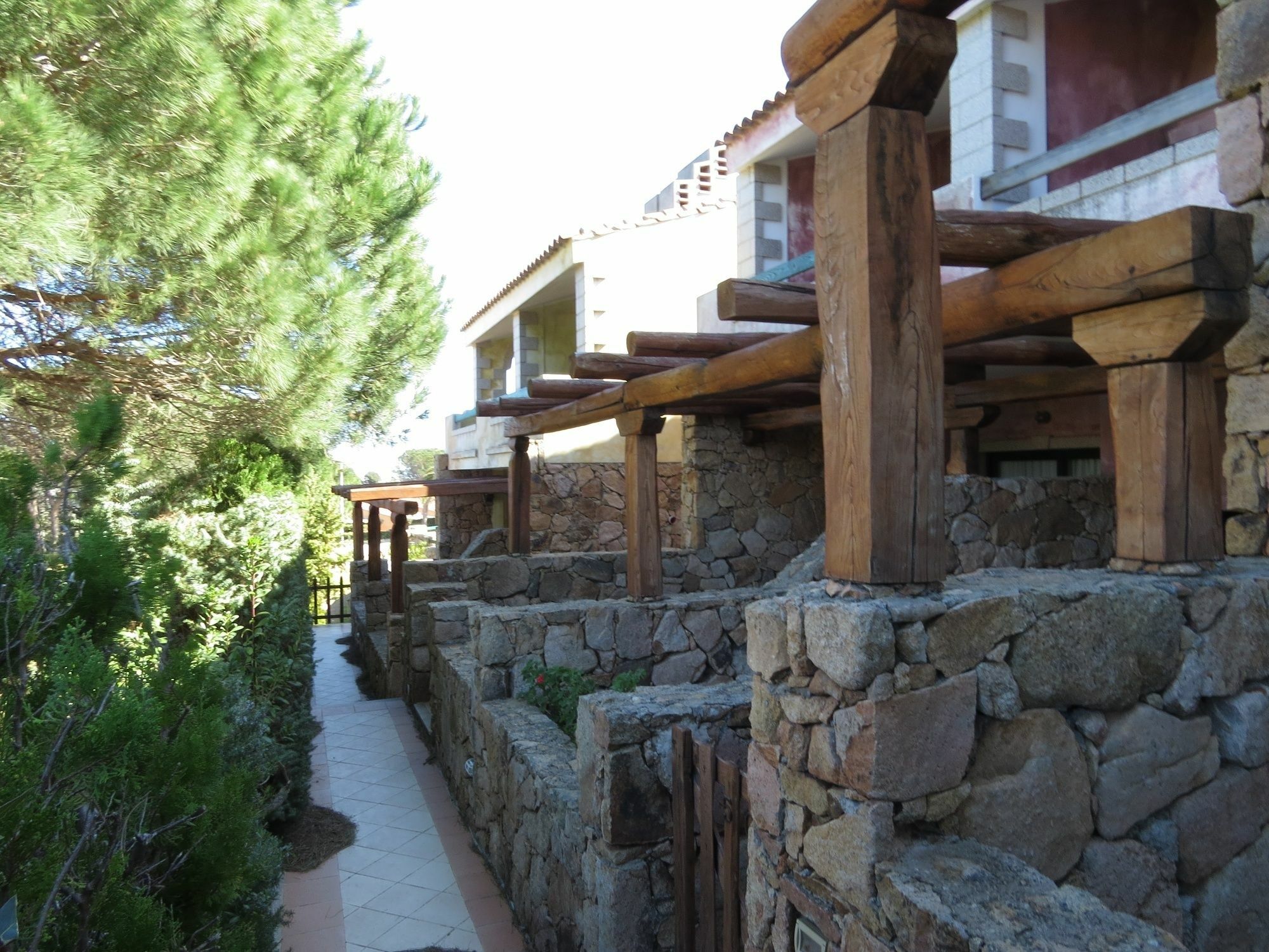 Baia Del Faro Aparthotel Palau Bagian luar foto